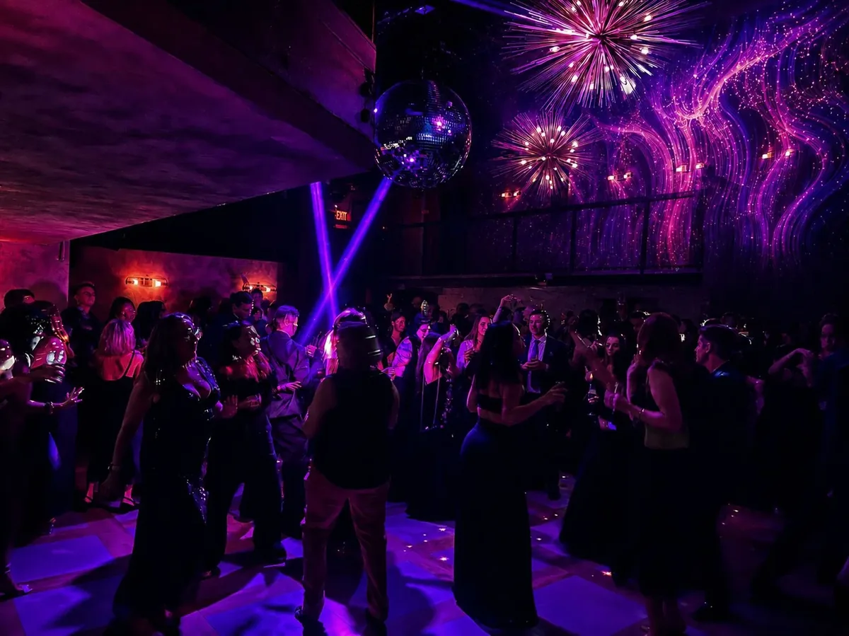 Academy Awards beauty-brand activation — immersive projection party